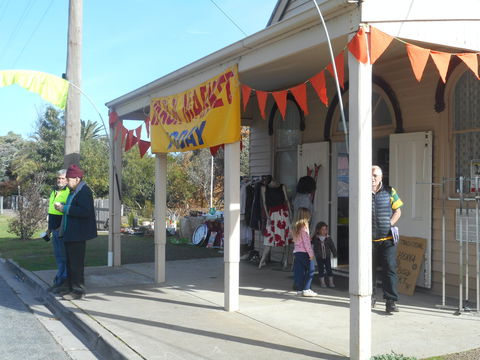 Yarck Country Market - Holiday Byron Bay 2