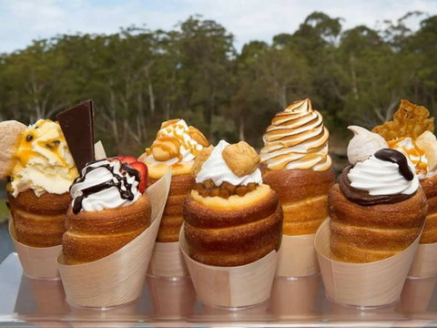 Gosford Night Markets - Holiday Byron Bay 1