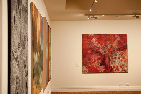 Hadley's Art Prize - Holiday Byron Bay 1