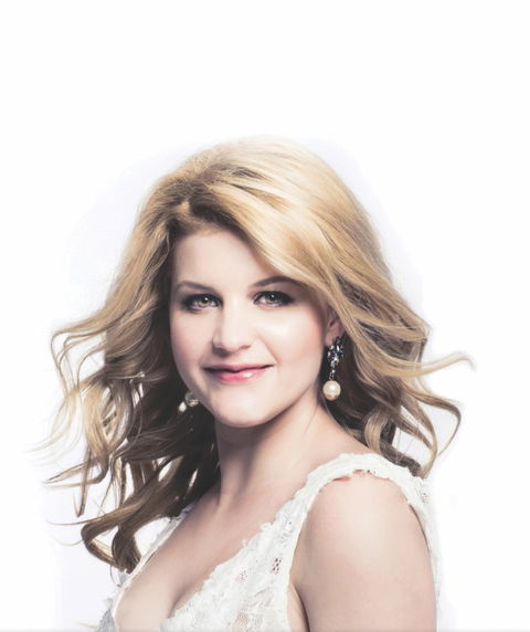 Mirusia: A Salute To The Seekers And Classics - Holiday Byron Bay 0