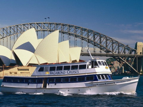 NRL Grand Final Transfer With Vagabond Cruises - Holiday Byron Bay 0