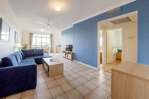 Grosvenor In Cairns - Holiday Byron Bay 4