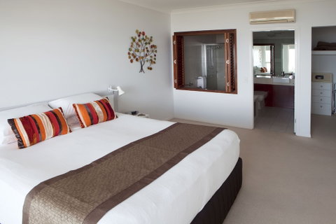 Waters Edge Apartments Cairns - Holiday Byron Bay 4