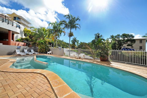 At Whitsunday Vista Holiday Apartments - Holiday Byron Bay 1