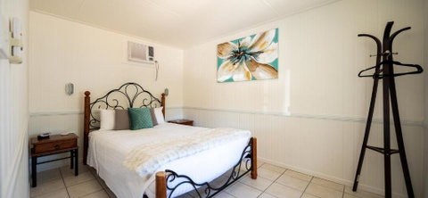 Chillagoe Cabins & Tours - Holiday Byron Bay 3