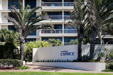 Coolum Caprice - Holiday Byron Bay 0