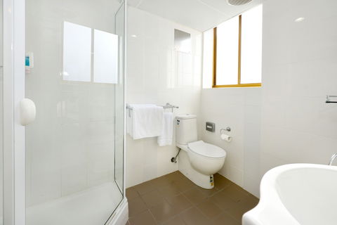 Atlantic Tower Motor Inn - Holiday Byron Bay 4