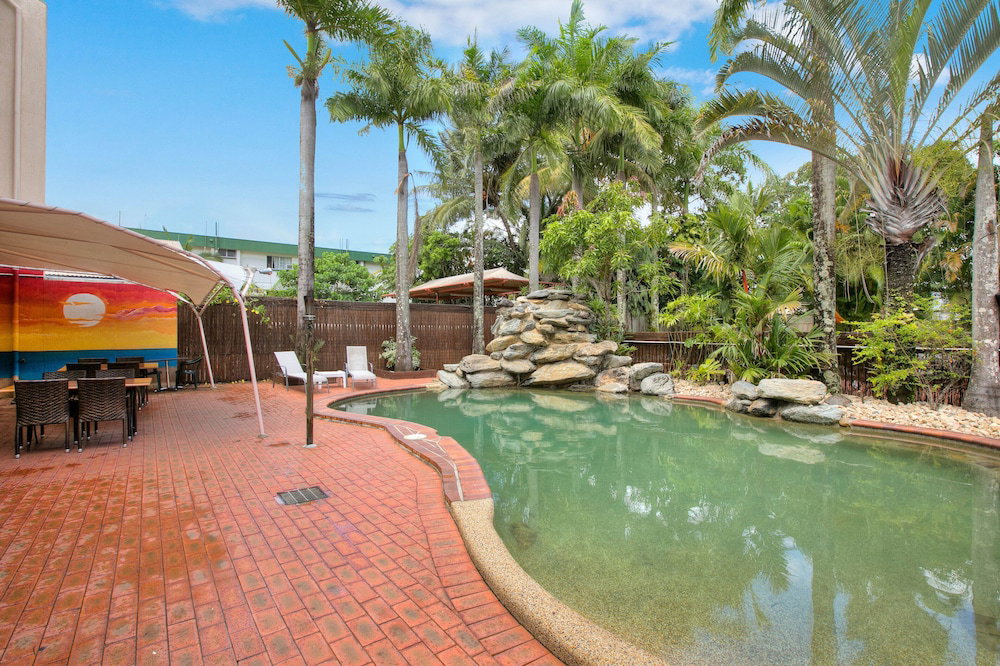Cairns QLD Holiday Byron Bay