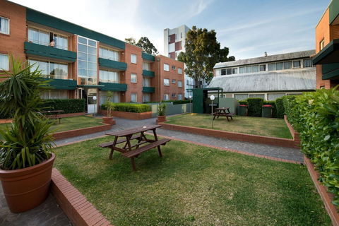 APX Parramatta - Holiday Byron Bay 2