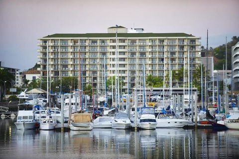 Aligned Corporate Residences Townsville - Holiday Byron Bay 0