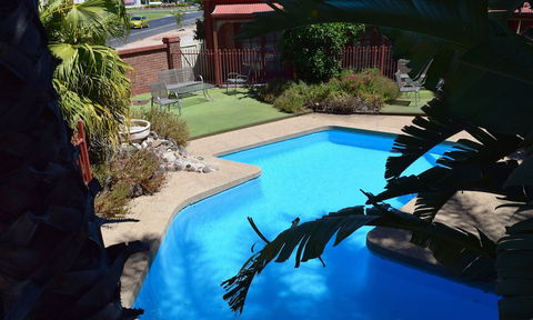 Early Australian Motor Inn - Holiday Byron Bay 2