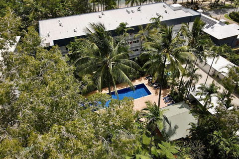 Agincourt Beachfront Apartments - Holiday Byron Bay 2