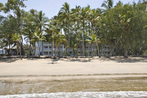 Agincourt Beachfront Apartments - Holiday Byron Bay 0
