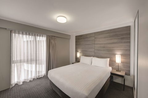 Adina Serviced Apartments Canberra James Court - Holiday Byron Bay 6