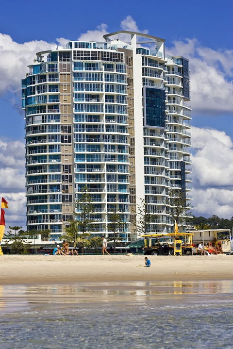 Reflection Tower Two - Holiday Byron Bay 0