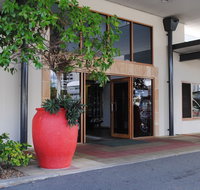 Bay Village Tropical Retreat  Apartments - Holiday Byron Bay