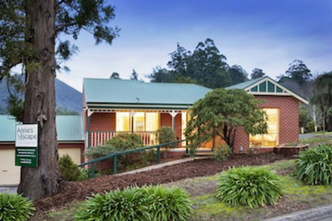 Annie's Escape In Warburton - Holiday Byron Bay 0