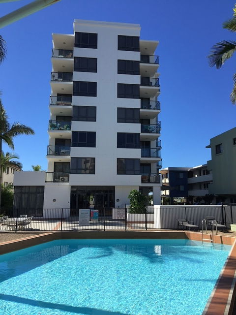 Aqualine Apartments - Holiday Byron Bay 1