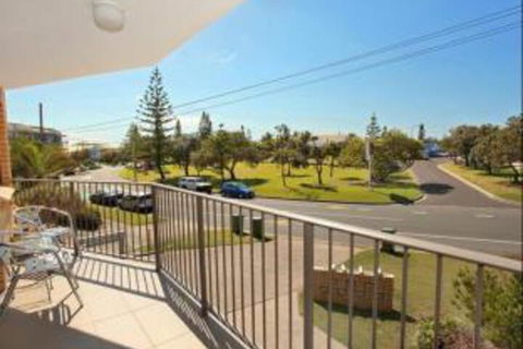 Pacific 1 / 103 - Holiday Byron Bay 0