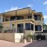 Alfred Cove Short Stay - Holiday Byron Bay 0