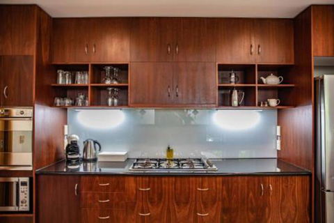 Four Mile Beach Retreat - Holiday Byron Bay 7