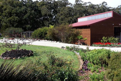 Eagles Roost Farmstay B & B - Holiday Byron Bay 6