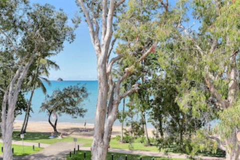 Hibiscus On Palm Cove At Marlin Waters - Holiday Byron Bay 0