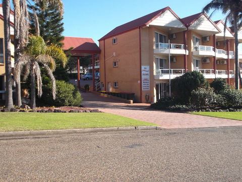 Ulladulla Harbour Motel - Holiday Byron Bay 0