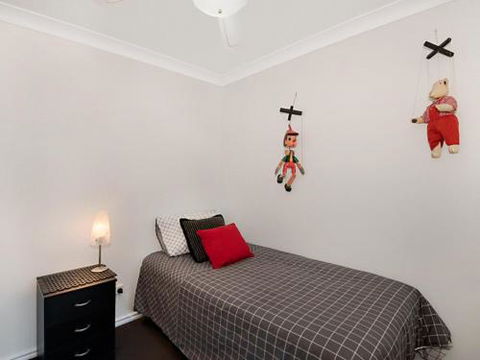 Toukley Lake House - Holiday Byron Bay 4
