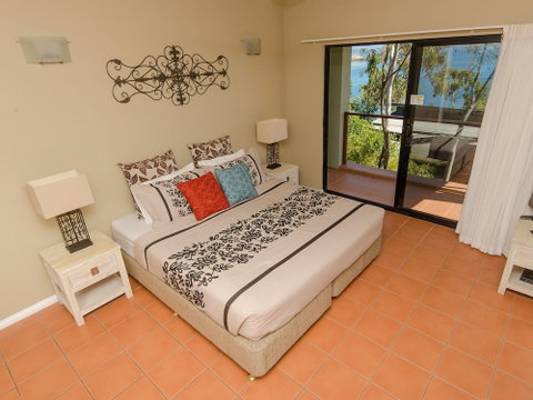 Compass Point - Holiday Byron Bay 0