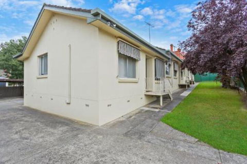 Albury Suites Parkway Lane - Holiday Byron Bay 1