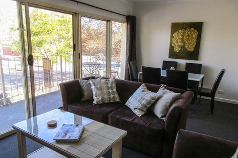 Angaston Mews Apartments - Holiday Byron Bay 6