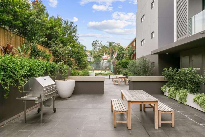 St Leonards NSW Holiday Byron Bay