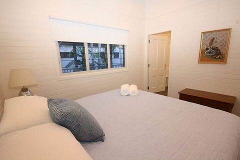 A PERFECT STAY - Cavvanbah Seaside Cottage - Holiday Byron Bay 5