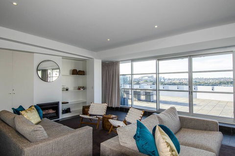 Sydney East Luxury Apartment - Holiday Byron Bay 4
