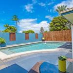 Coolum Waves Pet Friendly Holiday House - Holiday Byron Bay 0