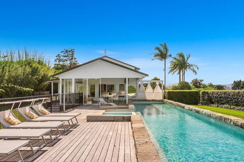 A PERFECT STAY - Villa St Helena - Holiday Byron Bay 3