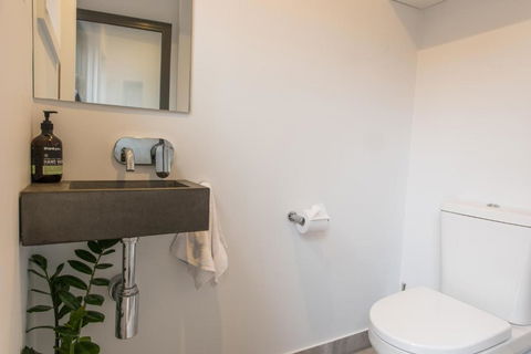 The Bright House - Holiday Byron Bay 1