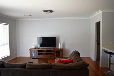 Griffith Prestige Apartments - Holiday Byron Bay 6