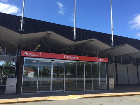 Accommodate Canberra - Waygoose St - Holiday Byron Bay 1