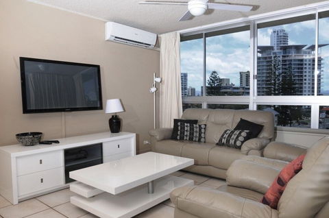 Anglesea Beachfront Court Holiday Units - Holiday Byron Bay 1