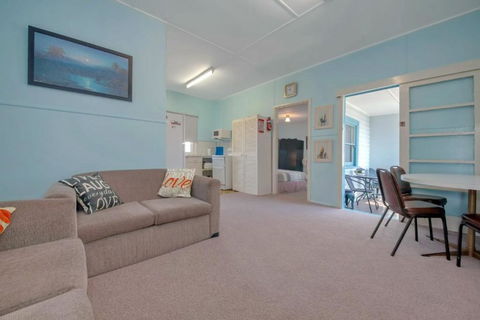 Pacific Units Unit 2 94 Magnus Street - Holiday Byron Bay 1
