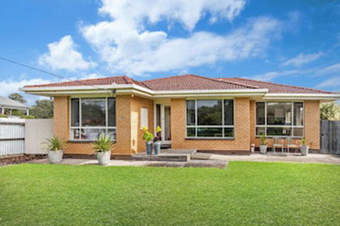 HAKUNA MATATA (No Worries) - Holiday Byron Bay 0