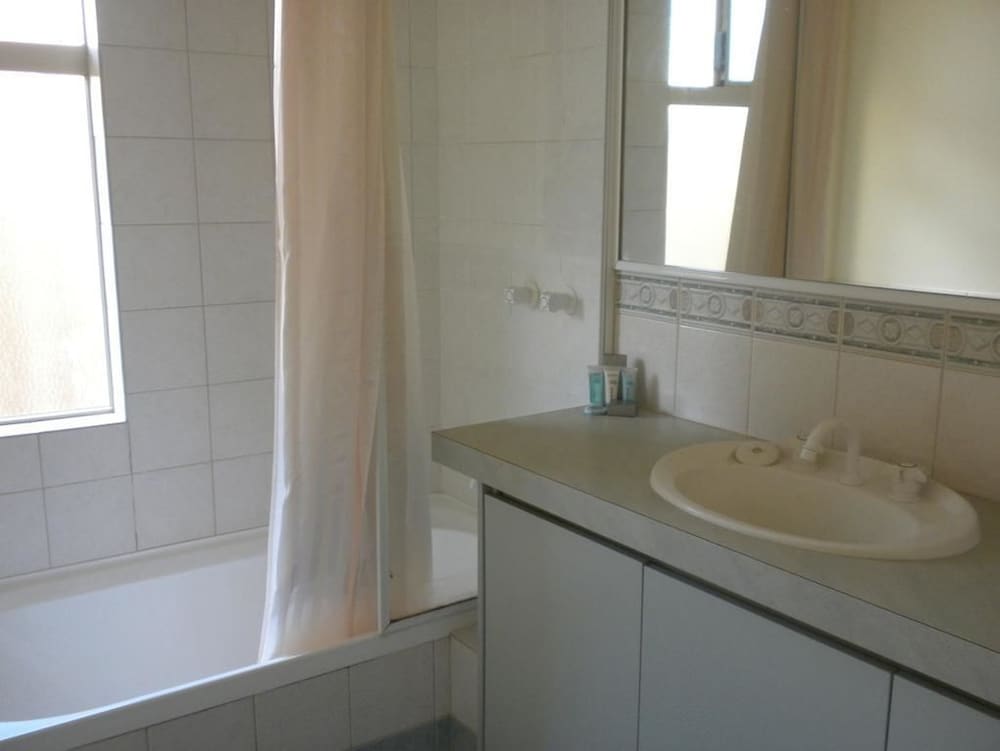 Canning Vale East ACT Holiday Byron Bay