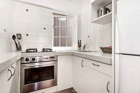 Manly Garden Apartment - Holiday Byron Bay 2