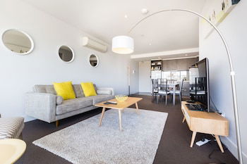 ERICA, 2BDR South Yarra Apartment - Holiday Byron Bay 3