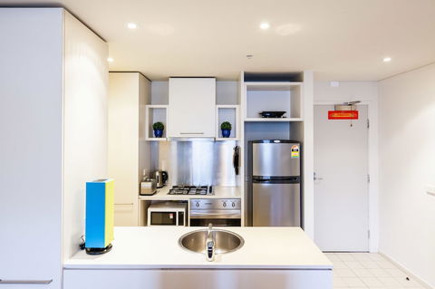 WESLEY, 2BDR Carlton Apartment - Holiday Byron Bay 3