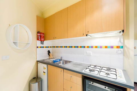 ELIZA, 2BDR Melbourne Apartment - Holiday Byron Bay 3