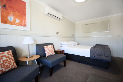 NRMA Bathurst Panorama Holiday Park - Holiday Byron Bay 4