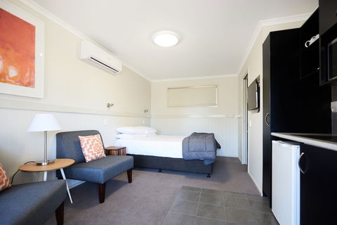 NRMA Bathurst Panorama Holiday Park - Holiday Byron Bay 5